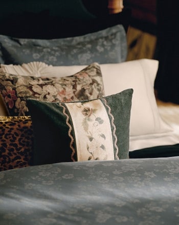 Throw Pillows